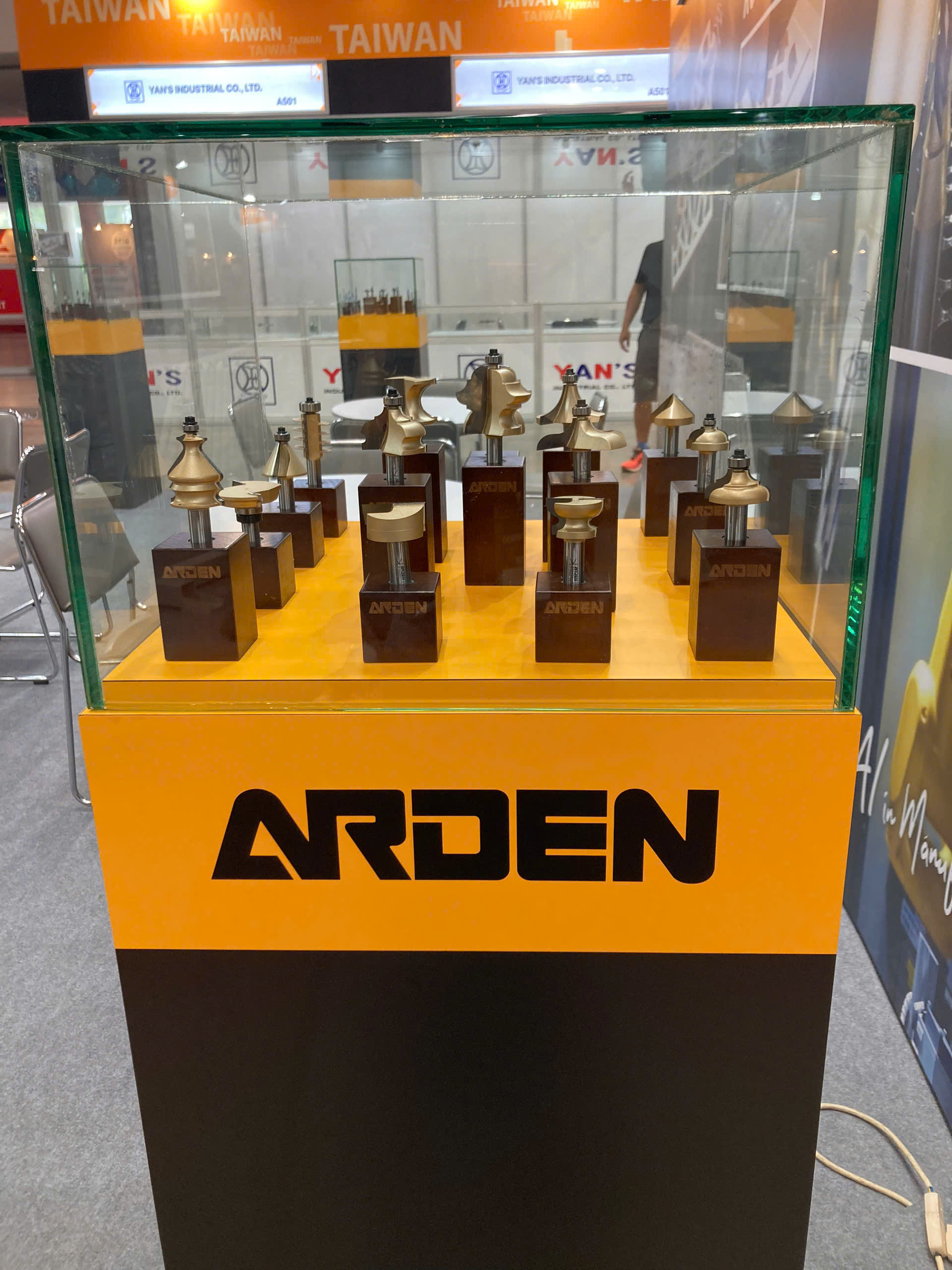 Hình ảnh công ty ARDEN